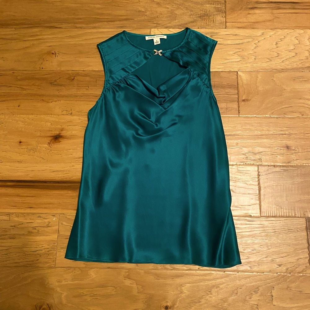 Silk Emerald green blouse,Banana Republic